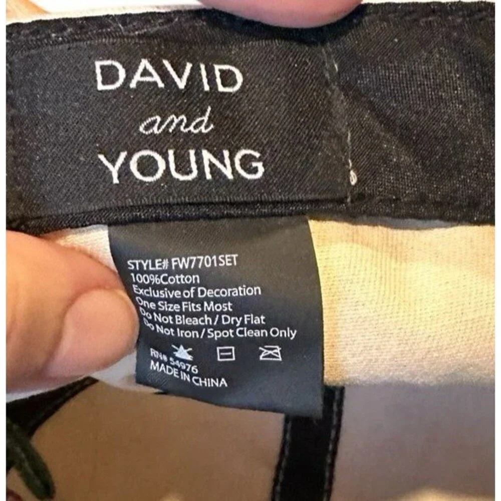 David and Young women's hat Cap Mi Ni embroidered Cherries Tan beige outdoors